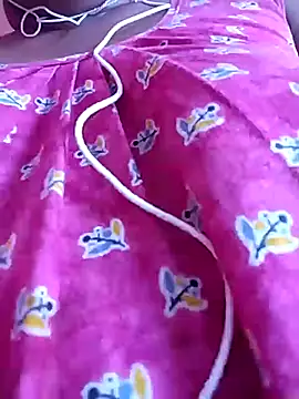 Snapshot of Mishti_Rai chatting on 04.02.26 Mishti Rai online show from 04.02.26