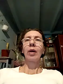 Snapshot of Tania9876 chatting on 03.11.26 Tania9876 online show from 03.11.26