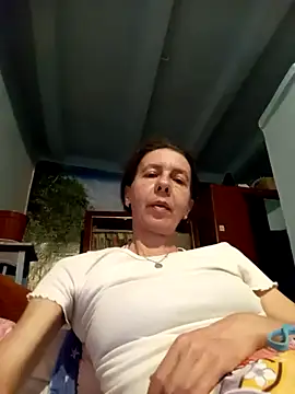 Snapshot of Tania9876 chatting on 04.13.26 Tania9876 online show from 04.13.26