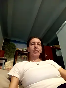 Snapshot of Tania9876 chatting on 04.24.26 Tania9876 online show from 04.24.26