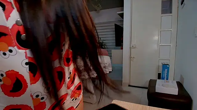 Snapshot of Serafina_del_Mar__ chatting on 05.06.26 Serafina del Mar online show from 05.06.26