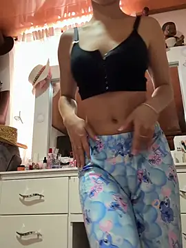 nami rosee online show from 04.04.26