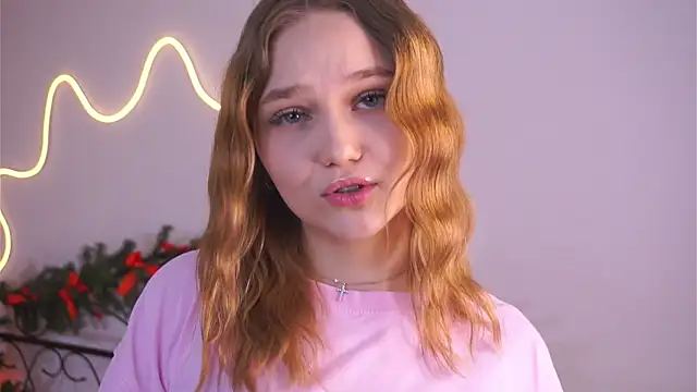 Snapshot of MinervaMarso chatting on 03.16.26 MinervaMarso online show from 03.16.26