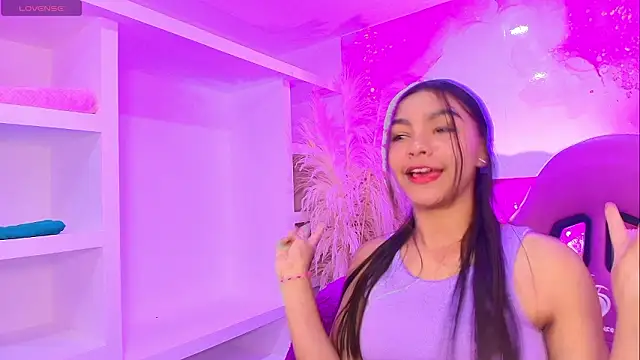 Megaan  foxx online show from 03.09.26