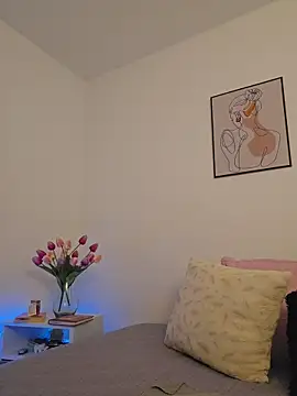 Victoria Evanss online show from 04.05.26