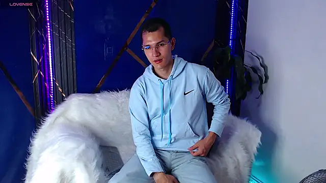 MilanDavid1 online show from 04.01.26