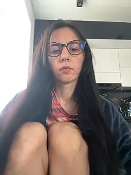 Oliviyaa kiss  online show from 03.23.26