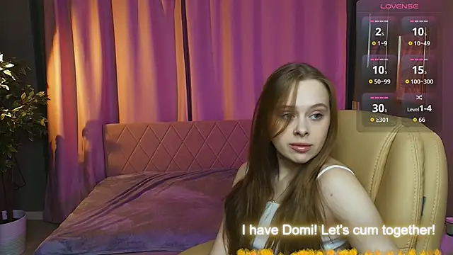 Snapshot of Megg_Ryan chatting on 05.06.26 Megg Ryan online show from 05.06.26