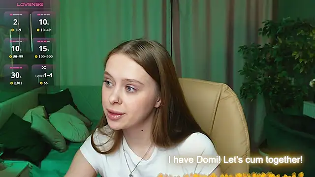 Snapshot of Megg_Ryan chatting on 05.25.26 Megg Ryan online show from 05.25.26