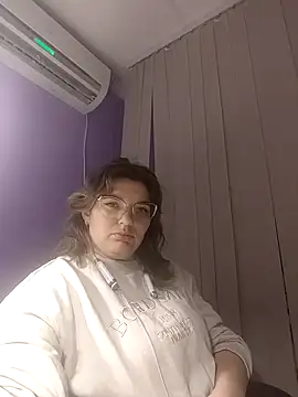 Snapshot of Angelika_l chatting on 03.13.26 Angelika l online show from 03.13.26