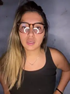 miicbebita online show from 04.06.26