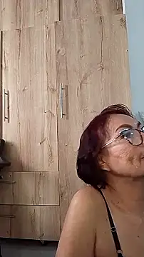 Snapshot of HOT_LATINA20 chatting on 05.22.26 HOT LATINA20 online show from 05.22.26