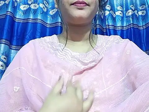 Snapshot of Emma_4433 chatting on 03.14.26 Emma 4433 online show from 03.14.26