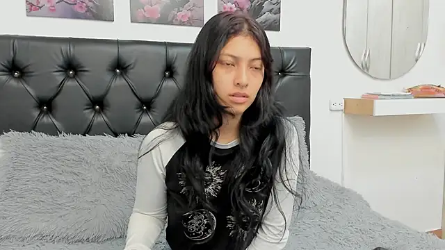 Snapshot of Tamar4_f00x chatting on 06.22.26 Tamar4 f00x online show from 06.22.26