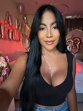 SaraValentina11 online show from 07.22.26
