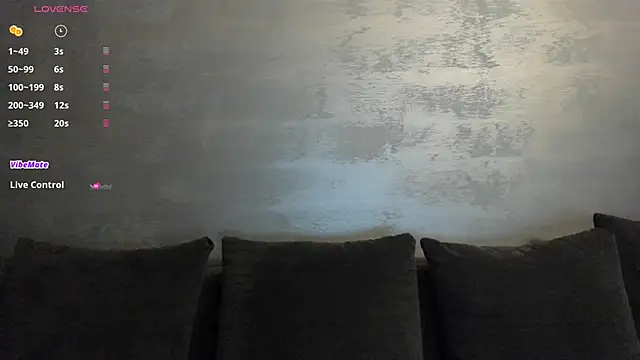 Snapshot of IvyTease_ chatting on 06.23.26 IvyTease online show from 06.23.26
