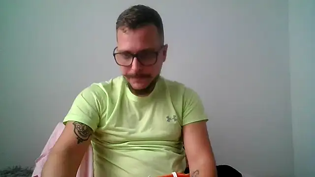 Snapshot of yanick931 chatting on 03.31.26 yanick931 online show from 03.31.26