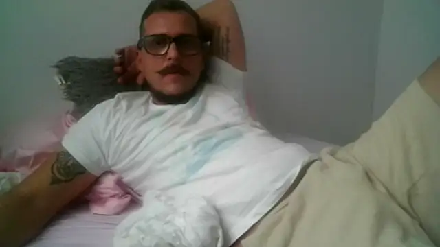 Snapshot of yanick931 chatting on 04.05.26 yanick931 online show from 04.05.26