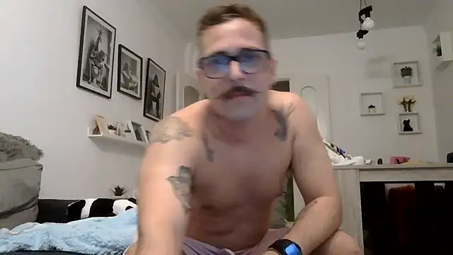 Snapshot of yanick931 chatting on 05.20.26 yanick931 online show from 05.20.26