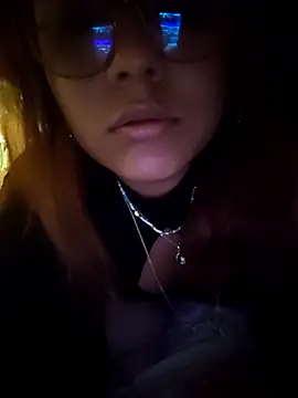 blurosa online show from 04.15.26