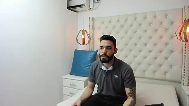 JEAN LEWIS2 online show from 04.14.26