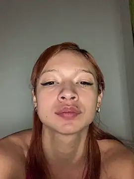 Snapshot of Angellmel chatting on 04.02.26 Angellmel online show from 04.02.26