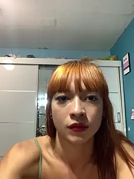 Snapshot of Angellmel chatting on 04.06.26 Angellmel online show from 04.06.26