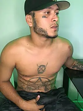 Snapshot of Crow_boss77 chatting on 03.23.26 Crow boss77 online show from 03.23.26