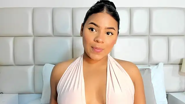 Snapshot of lilly_williamss chatting on 04.16.26 lilly williamss online show from 04.16.26