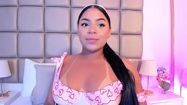 Snapshot of lilly_williamss chatting on 04.22.26 lilly williamss online show from 04.22.26