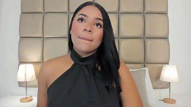 Snapshot of lilly_williamss chatting on 05.23.26 lilly williamss online show from 05.23.26