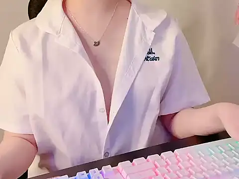 Snapshot of hunhun122 chatting on 07.18.26 hunhun122 online show from 07.18.26