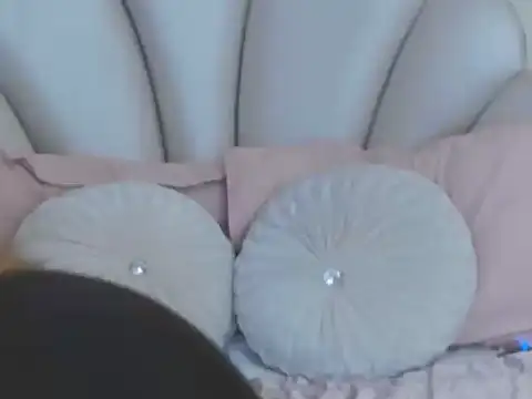 AnnieDesire online show from 05.22.26