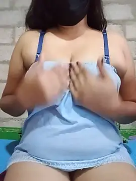 Snapshot of SLNISHU chatting on 05.27.26 SLNISHU online show from 05.27.26