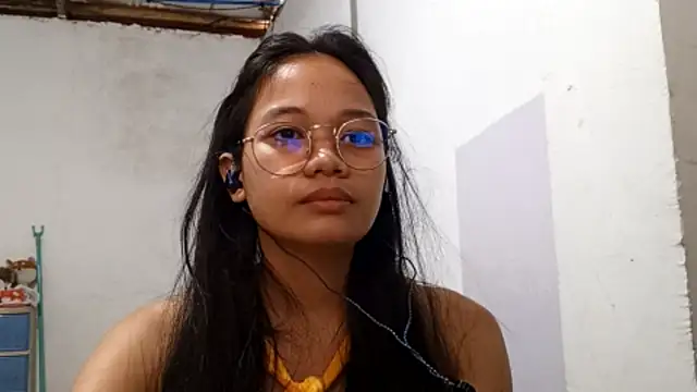 Snapshot of JenetteCarnley chatting on 03.13.26 JenetteCarnley online show from 03.13.26