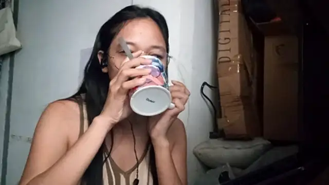 Snapshot of JenetteCarnley chatting on 03.16.26 JenetteCarnley online show from 03.16.26