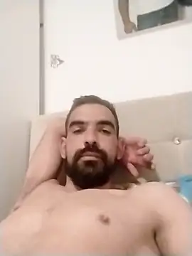 Snapshot of luys23 chatting on 04.01.26 luys23 online show from 04.01.26