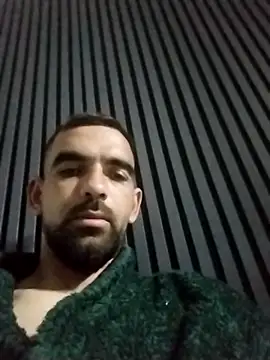 Snapshot of luys23 chatting on 04.05.26 luys23 online show from 04.05.26