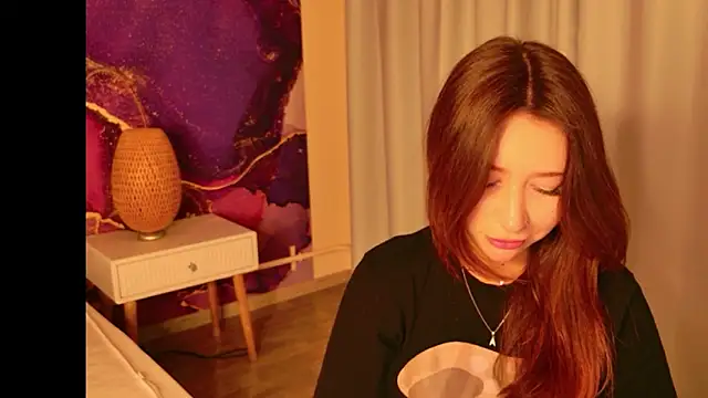 EvaMorries online show from 03.20.26