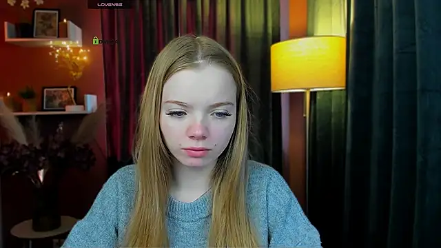 Snapshot of maddy_moah chatting on 04.21.26 maddy moah online show from 04.21.26