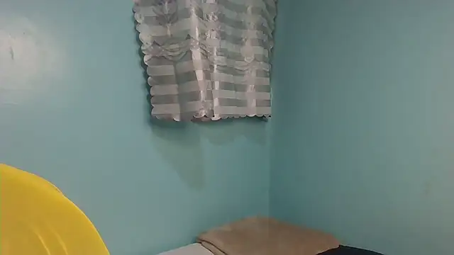 Snapshot of freaksixx chatting on 05.17.26 freaksixx online show from 05.17.26