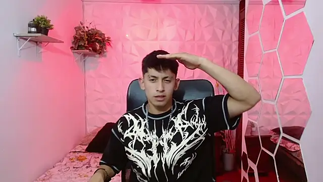 Snapshot of Kei_23 chatting on 03.11.26 Kei 23 online show from 03.11.26