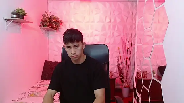 Snapshot of Kei_23 chatting on 03.13.26 Kei 23 online show from 03.13.26