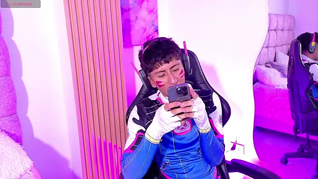 Snapshot of AndyJustgame_ chatting on 06.21.26 AndyJustgame online show from 06.21.26
