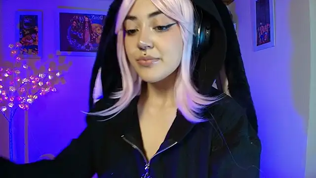 Nanachi uwu online show from 05.17.26