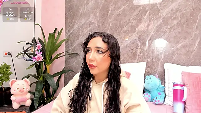 Snapshot of Megan_Stein chatting on 06.12.26 Megan Stein online show from 06.12.26
