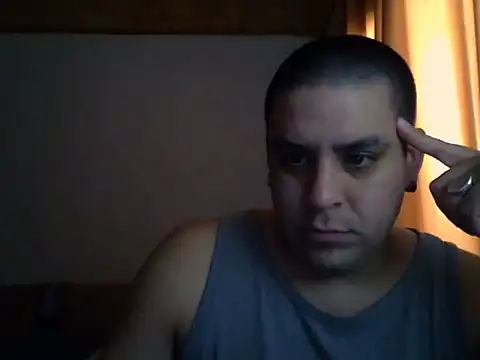 Snapshot of Matiasadventurexxx chatting on 06.23.26 Matiasadventurexxx online show from 06.23.26