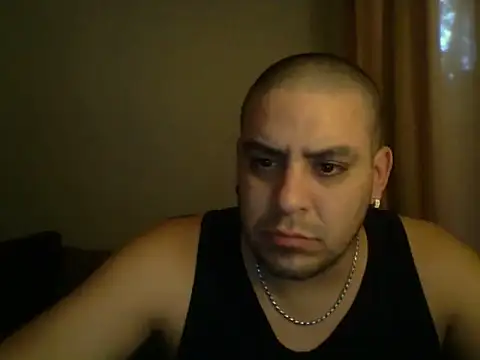 Snapshot of Matiasadventurexxx chatting on 08.03.26 Matiasadventurexxx online show from 08.03.26