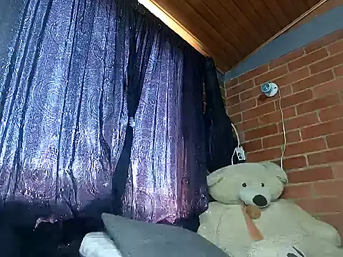 Snapshot of Alexandrina chatting on 01.19.25 Alexandrina online show from 01.19.25