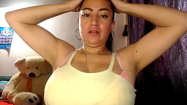 Snapshot of Alexandrina chatting on 09.28.25 Alexandrina online show from 09.28.25